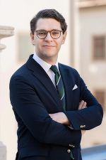 Dr. Andreas Fraydenegg-Monzello