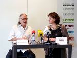 Roman Schweidlenka mit Ursula Lackner bei der Pressekonferenz.