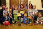 Tagesmütter und Kinder bedanken sich bei Ursula Lackner © Land Steiermark/Samec
