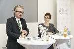Im Medienzenrum Steiermark lud LR Christopher Drexler gemeinsam mit WHO-Expertin Katrin Seeher anlässlich der heutigen Demenztagung zur Pressekonferenz. ©      