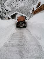 Historische Schneemassen sorgen in Kärnten für Probleme. © STED