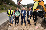 Aleksandar Simic (Bauleiter PORR Knittelfeld), BBL-Chef Bernd Pitner, LH-Stv. Anton Lang, Bgm. Mario Abl und Projektleiterin Dorothea Gasperl (v.l.).