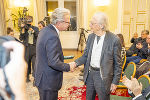 Ehrenzeichenverleihung: LH Christopher Drexler gratulierte Peter Handke zum Großen Goldenen Ehrenzeichen des Landes Steiermark mit dem Stern